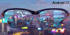 Android XR очки с голографическим AR-интерфейсом над ночным городом