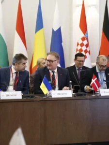Міністр Нідерландів Елко Гайнен на дебатах ЄС щодо 210 млрд євро російських активів для України