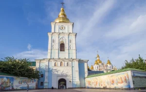 Колокольня Михайловского Златоверхого монастыря — локация карильонных концертов в Киеве