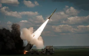 HIMARS запускає керовану ракету GMLRS під час випробувань