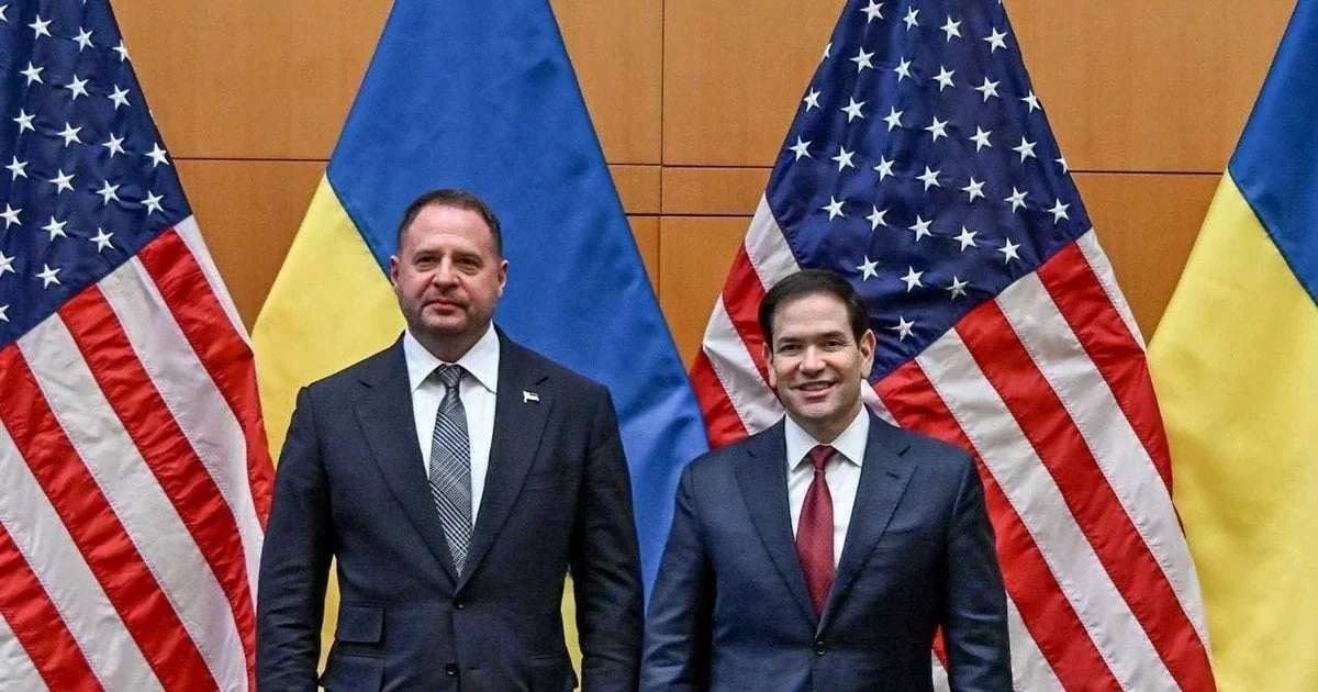 Андрей Сибига и Марко Рубио на встрече во время саммита G7
