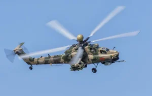 Ударный вертолёт Ми-28 Ночной охотник в полёте над Белгородчиной
