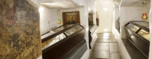 Дальні печери Лаври відкрили для паломників з обмеженнями