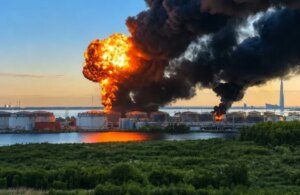Атака дронів ЗСУ на нафтовий термінал під Петербургом: масштабна пожежа