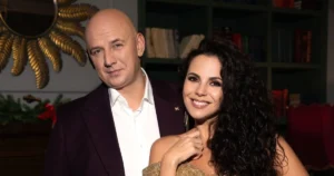 Геннадій Вітер з жінкою на святковому заході