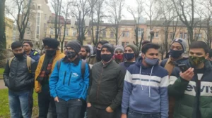 Заробітчани з Індії та Пакистану на вулицях України