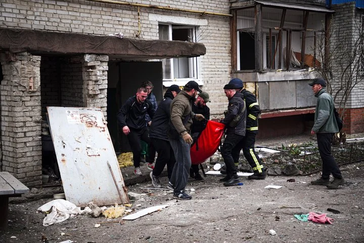Удари КАБами по Сумах: 4 загиблі, серед них дитина, 17 поранених
